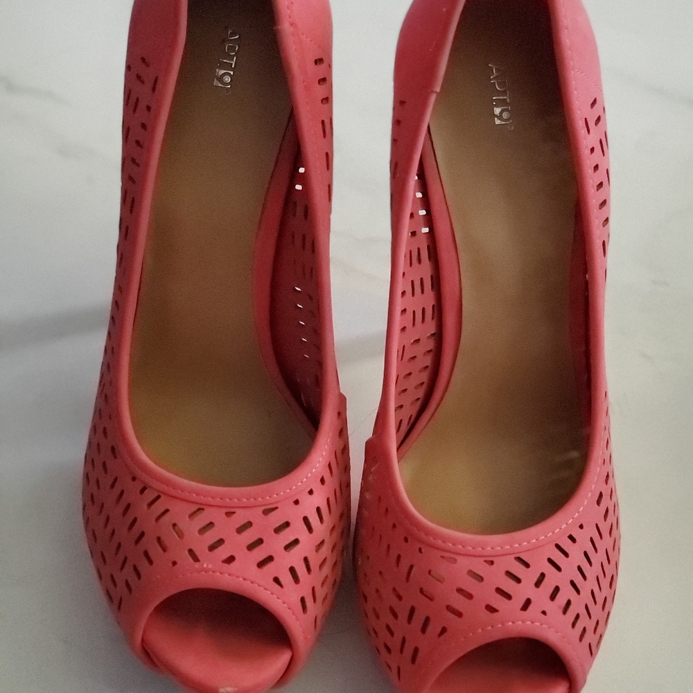 Coral heels